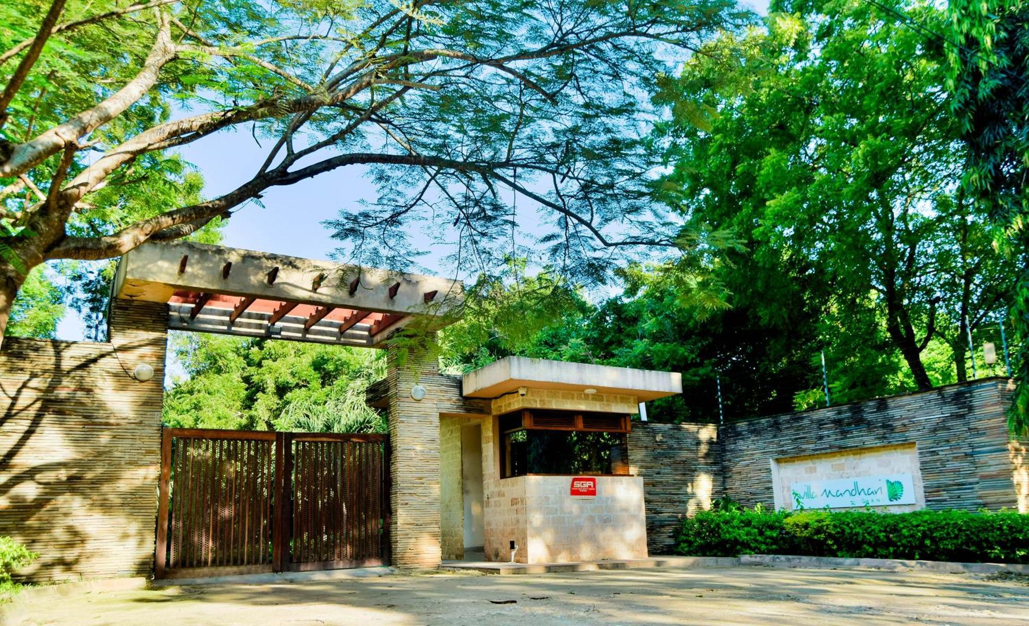 Villa Mandhari - ディアニ・ビーチ エクステリア 写真